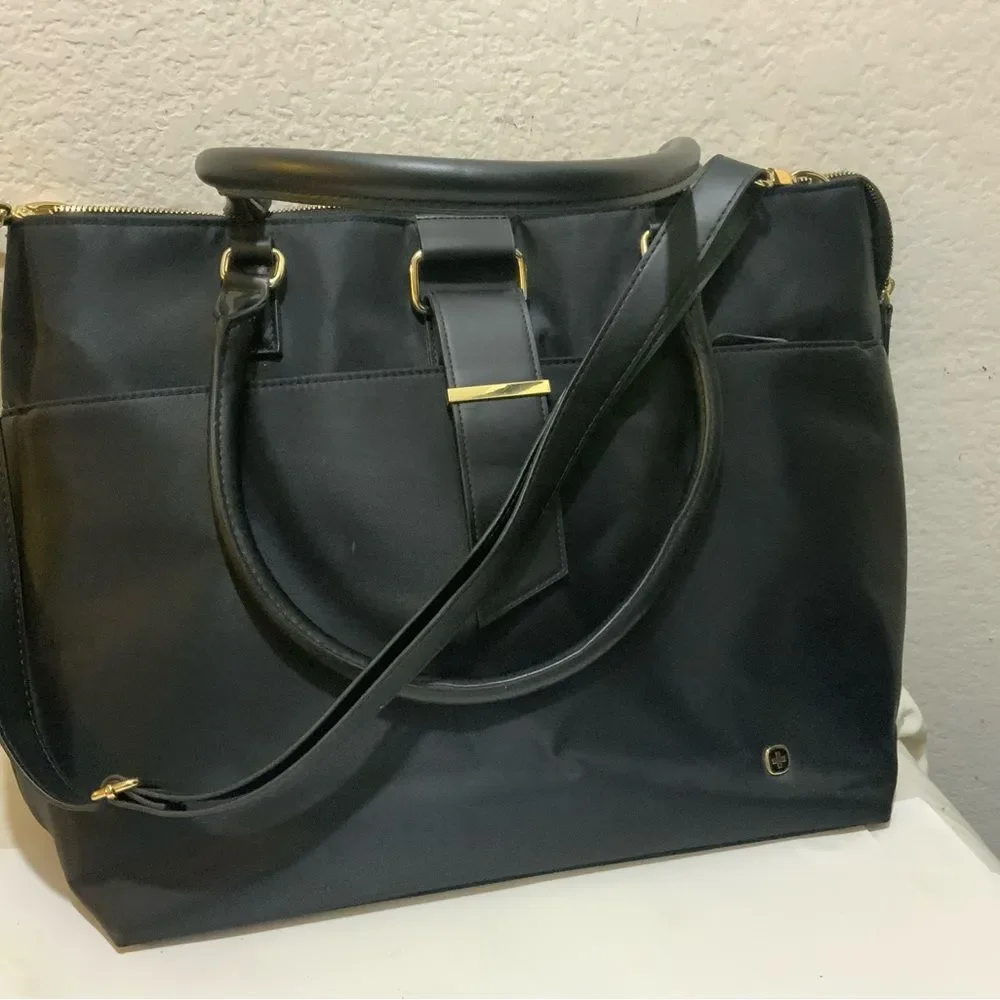 NWOT Wenger Ana Laptop Tote 18”, Black Nylon Style Computer Bag Tablet Pocket